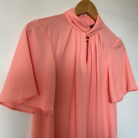 Pink Coral Chiffon Blouse - Picture 2 of 3
